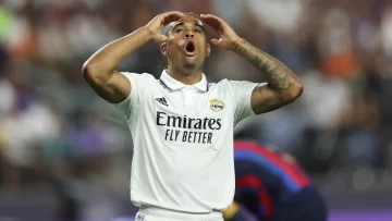 Mariano vs Real Madrid: el club no lo quiere, pero él insiste en quedarse