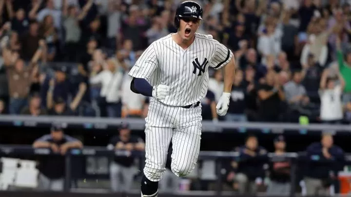 Yankees traen de vuelta a su antiguo prospecto para la primera base