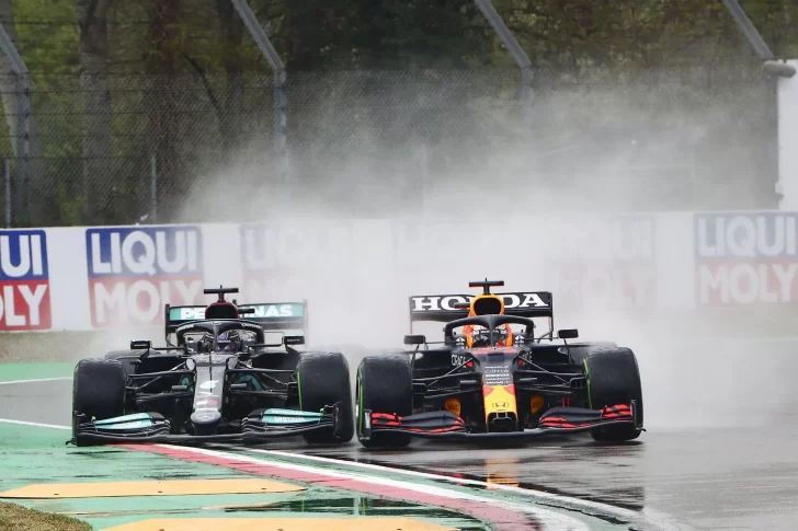 Red Bull va por todo para superar a Mercedes