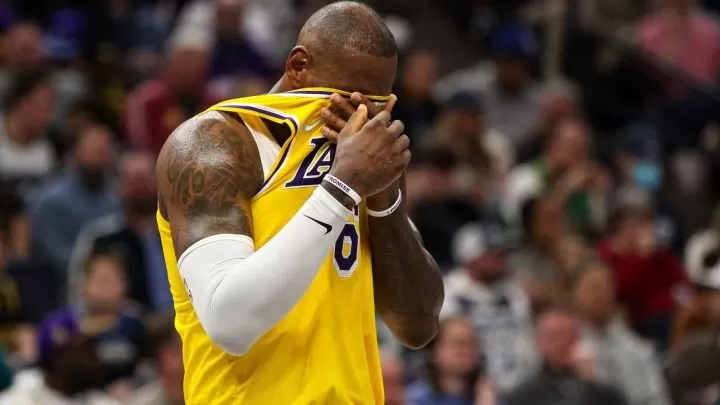 El legado del Rey está en juego, los Lakers se irán a casa temprano