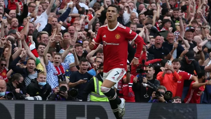 Ronaldo regresa al United con una actuación consagratoria