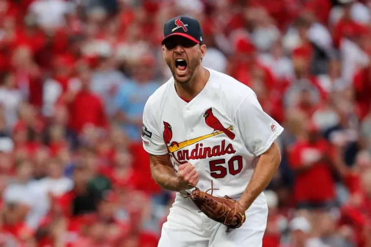 Adam Wainwright y un triunfo histórico en MLB