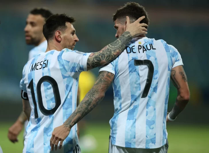 Argentina goleó a Ecuador y jugará la semifinal ante Colombia