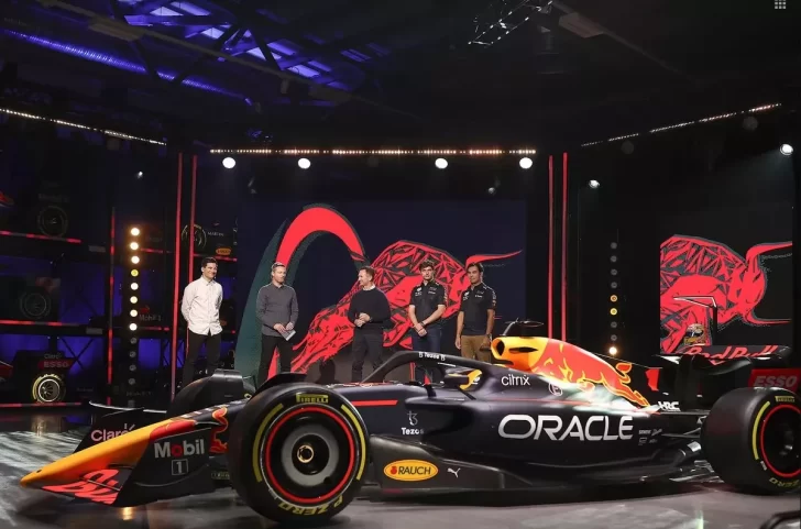 Sergio Pérez analizó el nuevo bólido de Red Bull