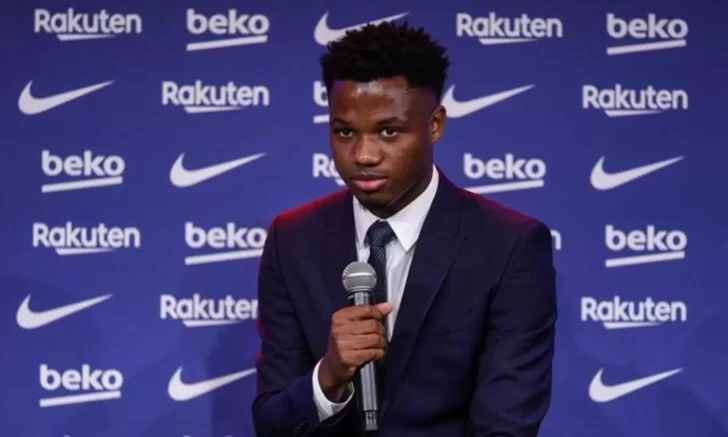 El incómodo momento de Ansu Fati tras una pregunta sobre Messi