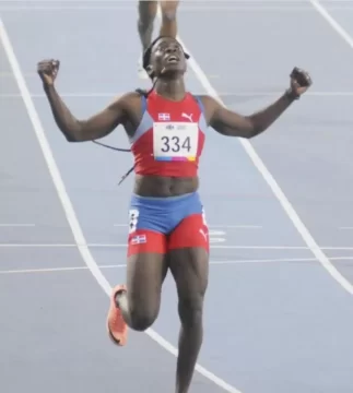 ¡Más rápida que flash! Fiordaliza Cofil ganó oro en los 400 metros planos
