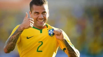 Se cae la convocatoria de Dani Alves con Brasil por lesión