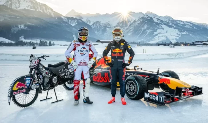 Verstappen estrena el número 1 en su coche sobre la nieve en un espectacular evento