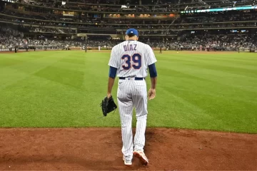 ¡Astronómico! Edwin Diaz firmó contrato millonario con los Mets de Nueva York
