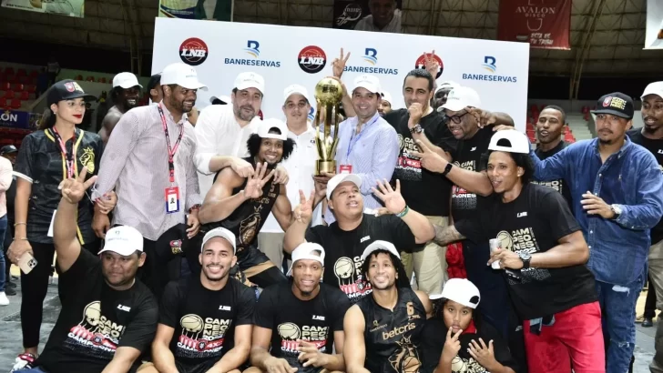 Leones de Santo Domingo y un campeonato más que especial