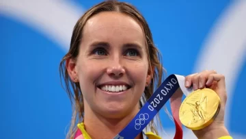 Primera mujer en ganar 7 medallas en natación en unos mismos Juegos Olímpicos