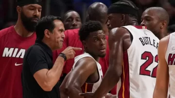 Insólita pelea entre Jimmy Butler y su entrenador en Miami Heat