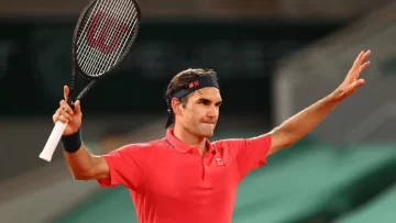 Roger Federer superó una dura prueba en Roland Garros