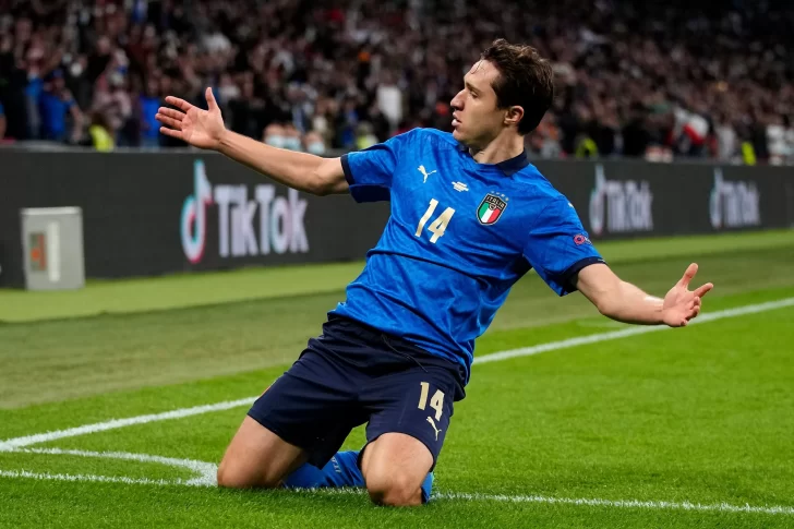 Italia jugará la final de la Eurocopa tras vencer a España en penales