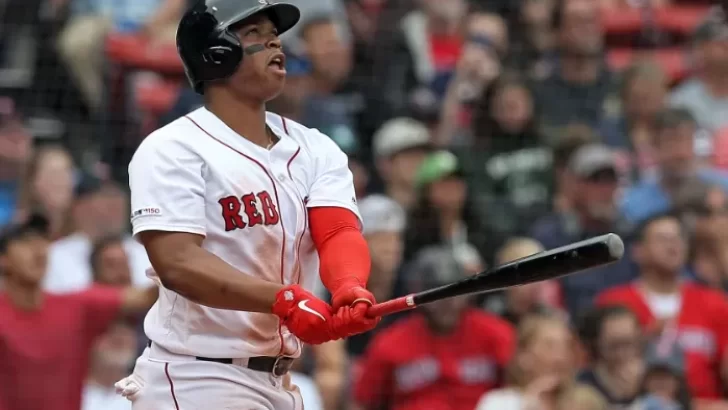 Rafael "El asesino silencioso" Devers contagia a los Red Sox que están de vuelta