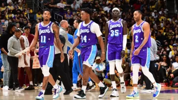 ¡Era hora! Lakers cortan mala racha ante unos Thunder con seis jugadores
