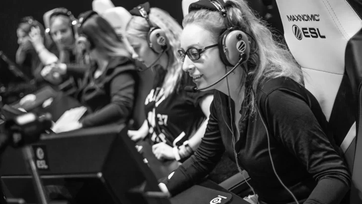 Counter Strike GO y su circuito femenino en 2022