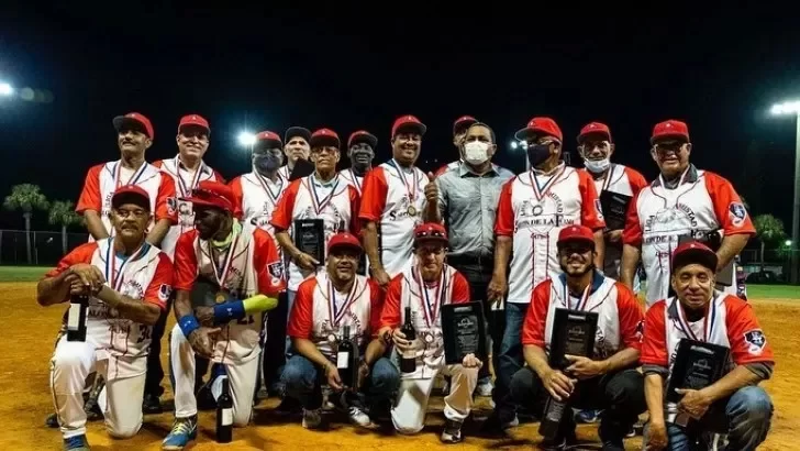 La Liga Softbol en Florida que exalta a jugadores al Salón de la Fama