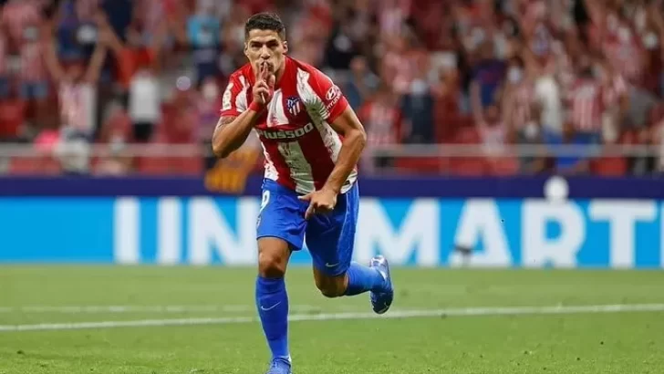 Luis Suárez rescató al Atlético de Madrid