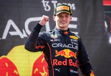 Max Verstappen se adueñó del Gran Premio de Azerbaiyán