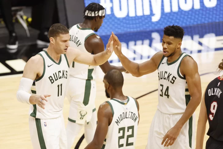Bucks reafirman su mejor arranque en una temporada de NBA