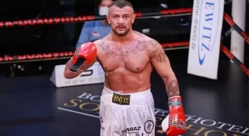 Insólito: boxeador muere en pleno combate de Fight24