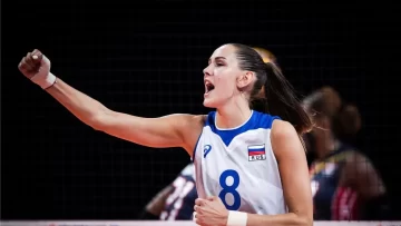 Rusia superó a República Dominicana en cinco sets