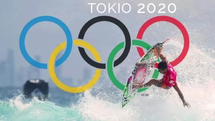 Con grandes atletas y pequeñas olas, así se estrenó el surf en Juegos Olímpicos