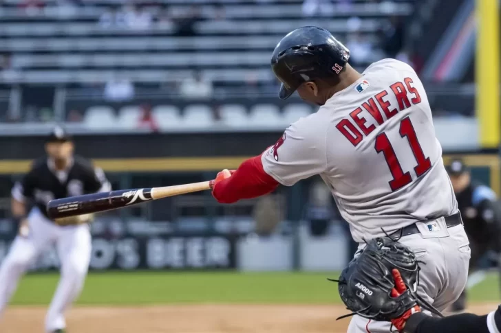 Rafael Devers despachó el décimo estacazo en lluvia de batazos de los Red Sox