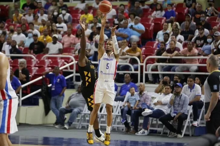 Dominicana humilla a Bahamas en clasificatorio al Mundial de Baloncesto 2024
