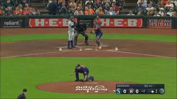 Martín Maldonado quemó a un rival sobre la segunda base (+Video)