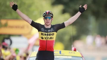 Wout Van Aert se quedó con la etapa 11 del Tour de Francia