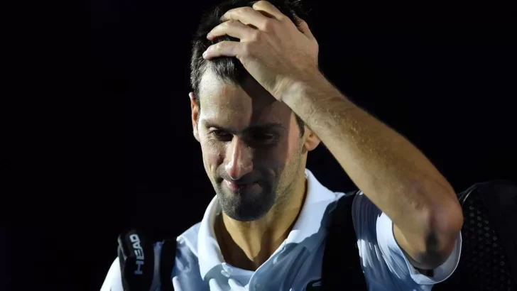 Djokovic admitió que violó su aislamiento tras dar positivo