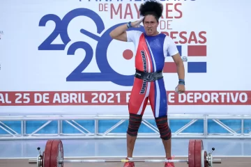 Las pesas femeninas de la República Dominicana brillan en el exterior