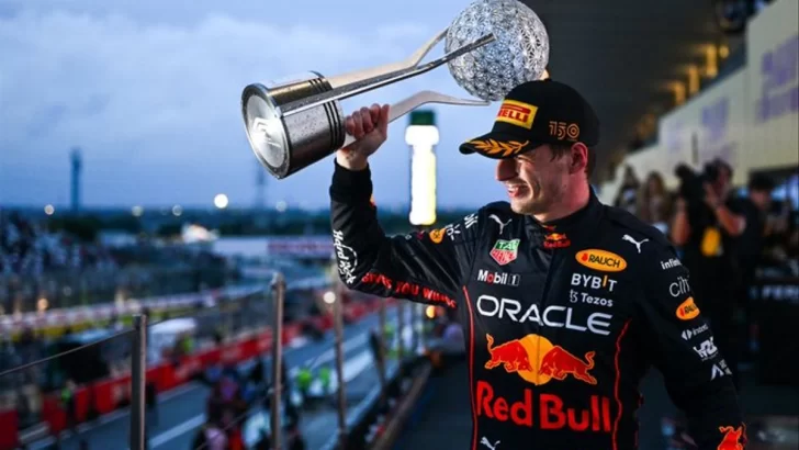 En Red Bull admiten que la FIA cometió un error al darle el título a Verstappen