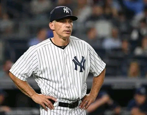 Joe Girardi y los Yankees, ¿regresará a casa el “mánager de la crisis”?
