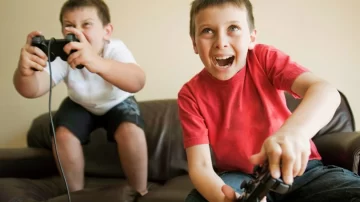 Aseguran que jugar videojuegos ayuda a la capacidad cognitiva de niños