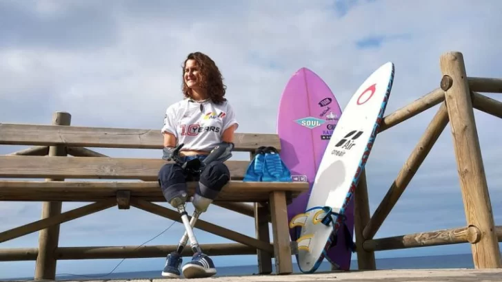 Sin manos, sin piernas y campeona de surf; Sarah Almagro Vallejo es un sí a la vida