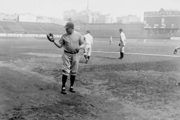 ¿Cuánto pagarías por un guante que usó Babe Ruth?