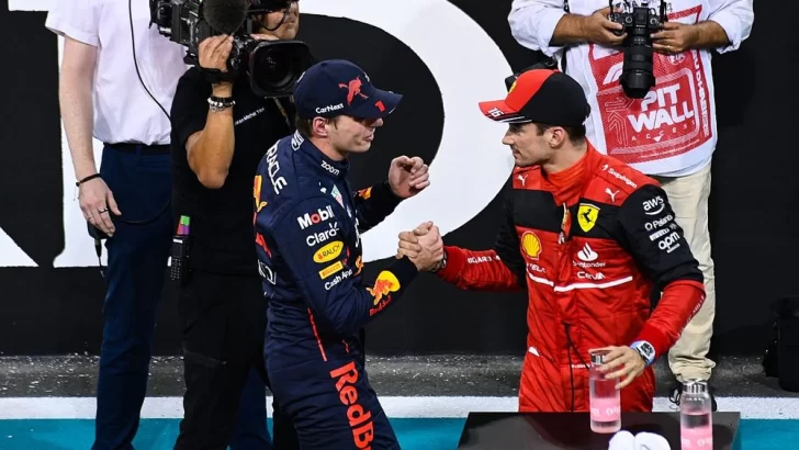 Cierre de temporada: Charles Leclerc le niega el uno-dos a Red Bull en la victoria 15 de Max Verstappen