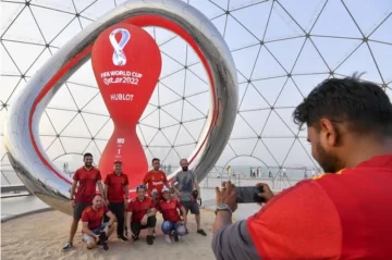 Qatar paga viaje al que quiera cantar en el Mundial