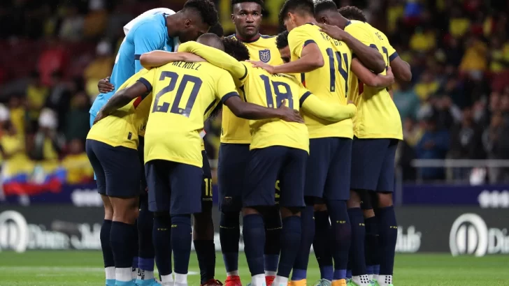 ¿Totalmente amarillos? FIFA determinó cómo vestirá Ecuador en la fase grupos
