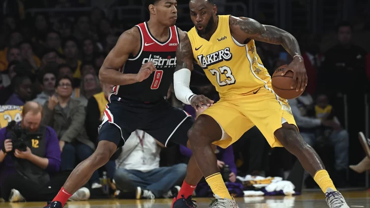 Lakers concreta intercambio con Wizards para tapar ausencia de Davis