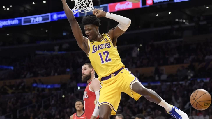 ¡No pegan una! Lakers sufren otra baja importante por lesión