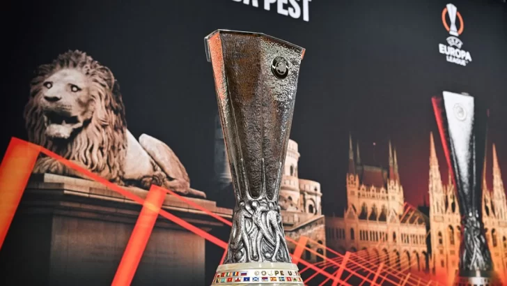 United y Sevilla, un favorito se va en cuartos de Europa League